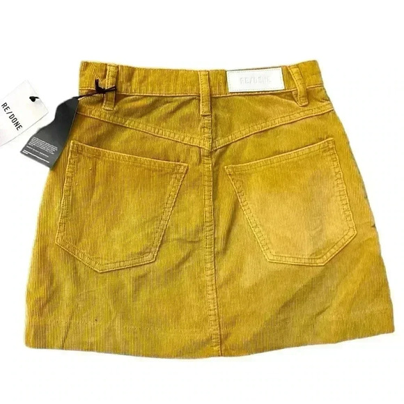 Re/Done 70’s Pocket Mini Skirt in Worn in Mustard, size 24, NWT - Picture 5 of 10